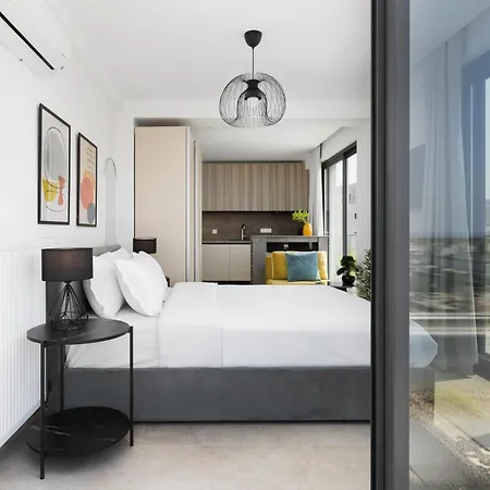 Skyline 360 Luxury With Stunning Terrace #free Parking# By Binobi! *