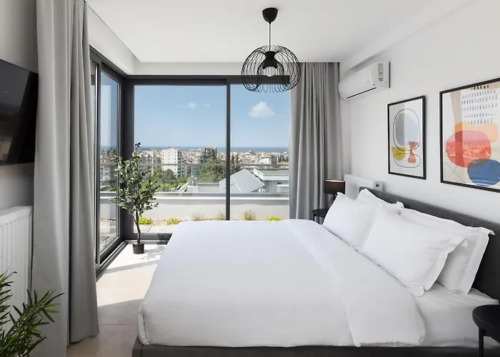 Διαμέρισμα Skyline Luxury With Stunning Terrace #free Parking# By Binobi! *