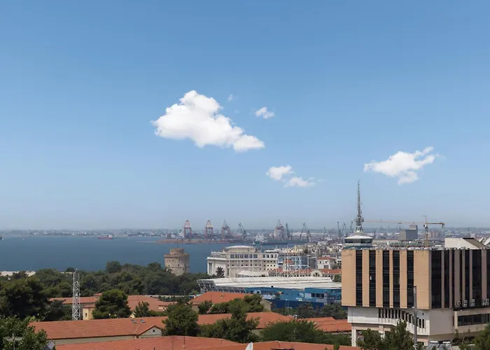 Skyline 360 Luxury With Stunning Terrace #free Parking# By Binobi!